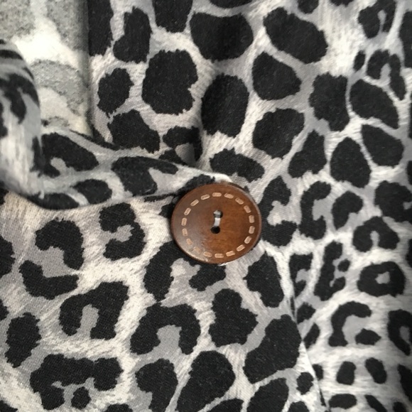 Bobeau Animal Print Cardigan Sweater, Sz XSP - Picture 7 of 8